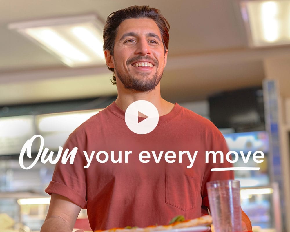 Man with MiniMed™ 780G system and Instinct sensor